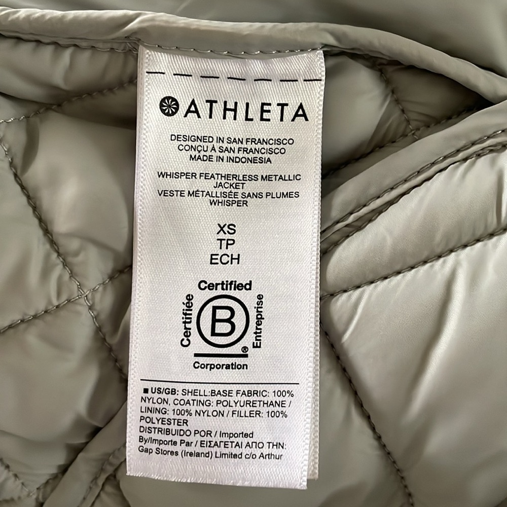 Athleta Whisper Featherless Metallic Quilted Jacket Size XS - Picture 6 of 7